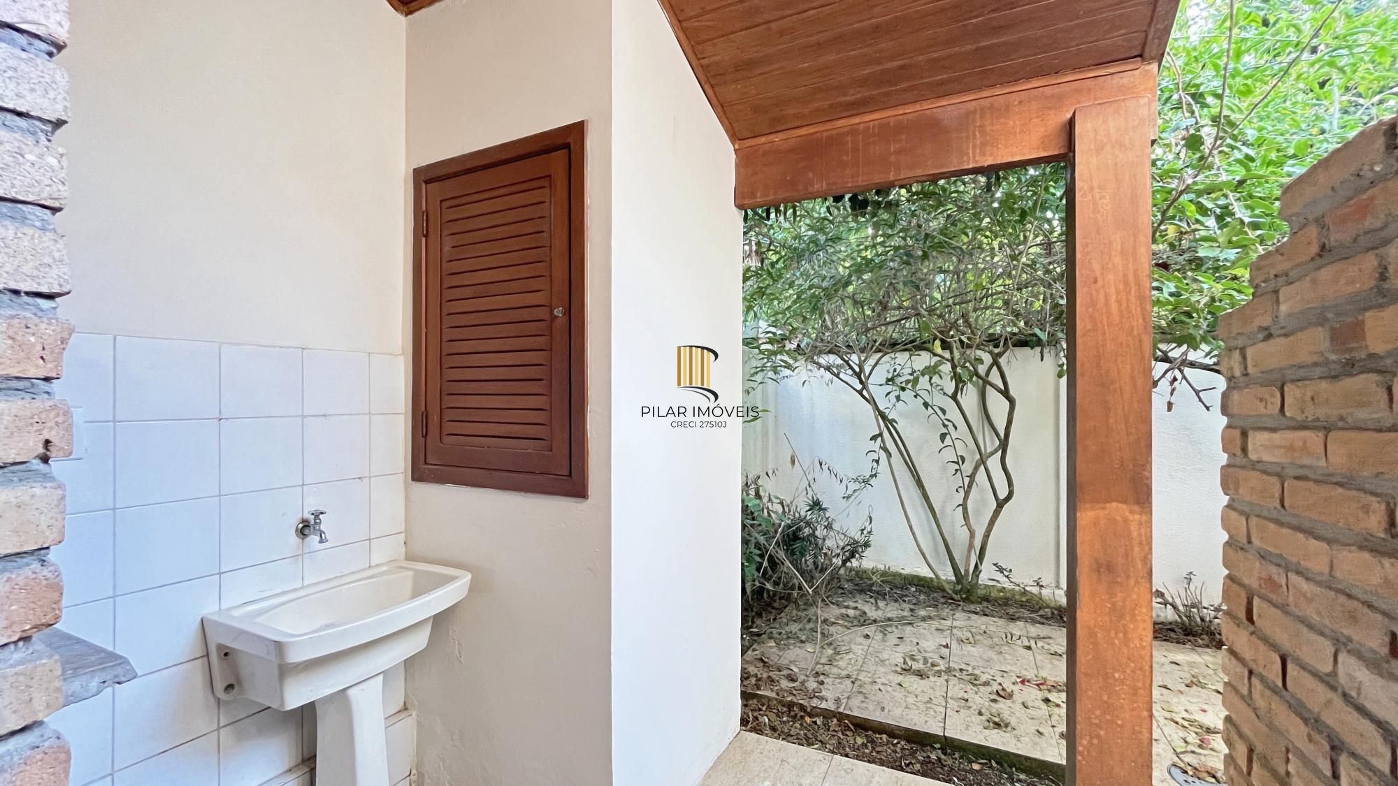 Casa 2 dormitórios no bairro Cavalhada