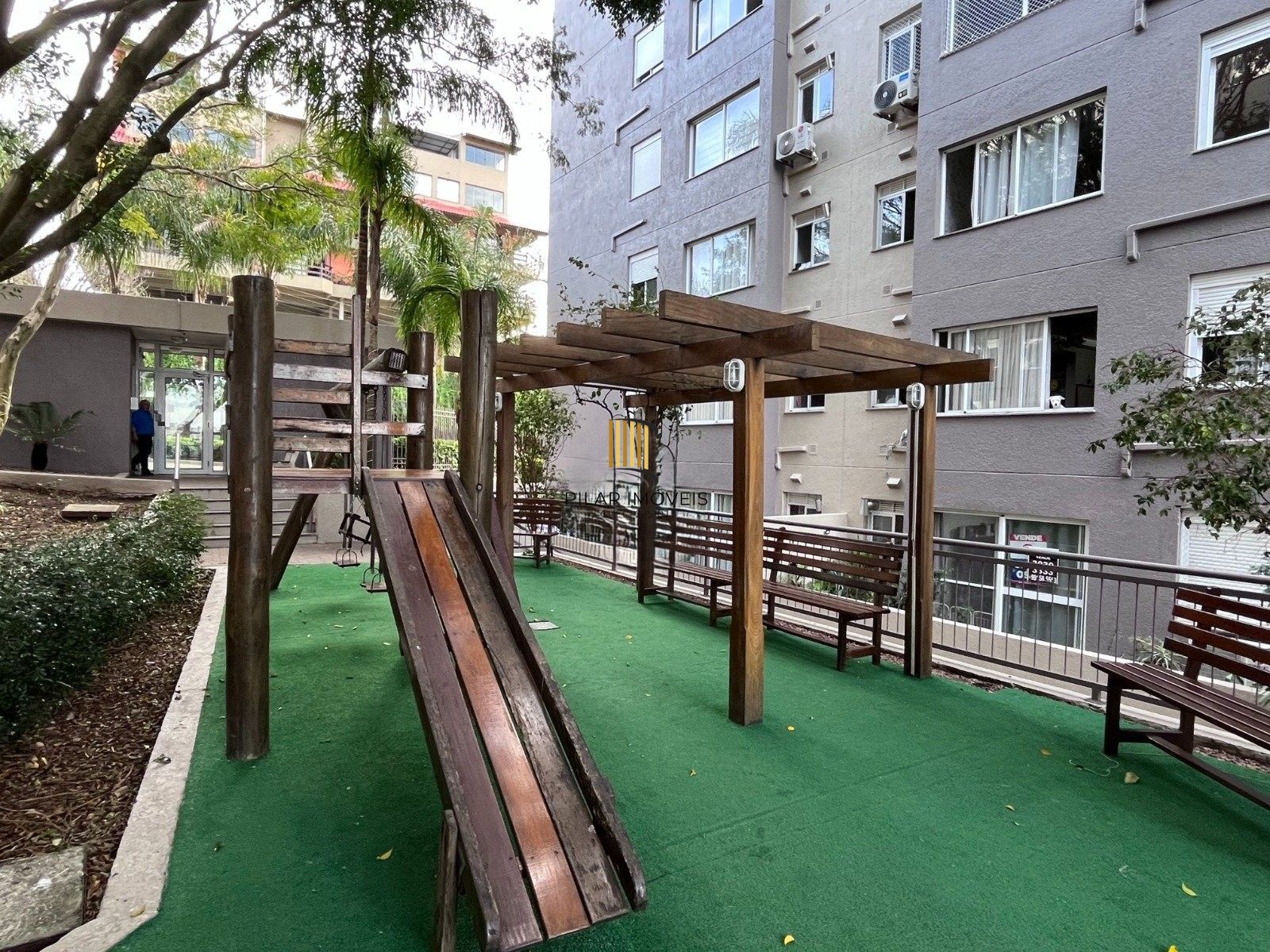 Apartamento 2 dormitórios no bairro Santa Tereza