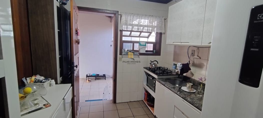Casa 2 dormitórios no bairro Vila Nova