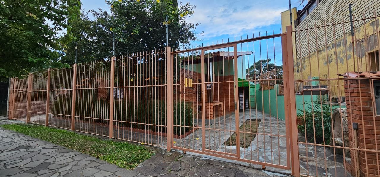 Excelente casa térrea zona sul de Porto Alegre, com 191m² - totalmente reformada