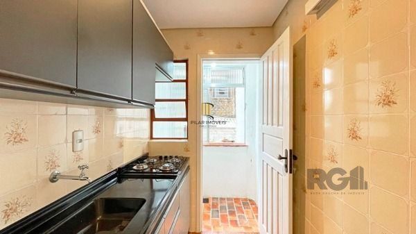 Apartamento em Porto Alegre, no bairro Camaquã, com 1 dormitório(s), e 1 banheiros, à venda.
