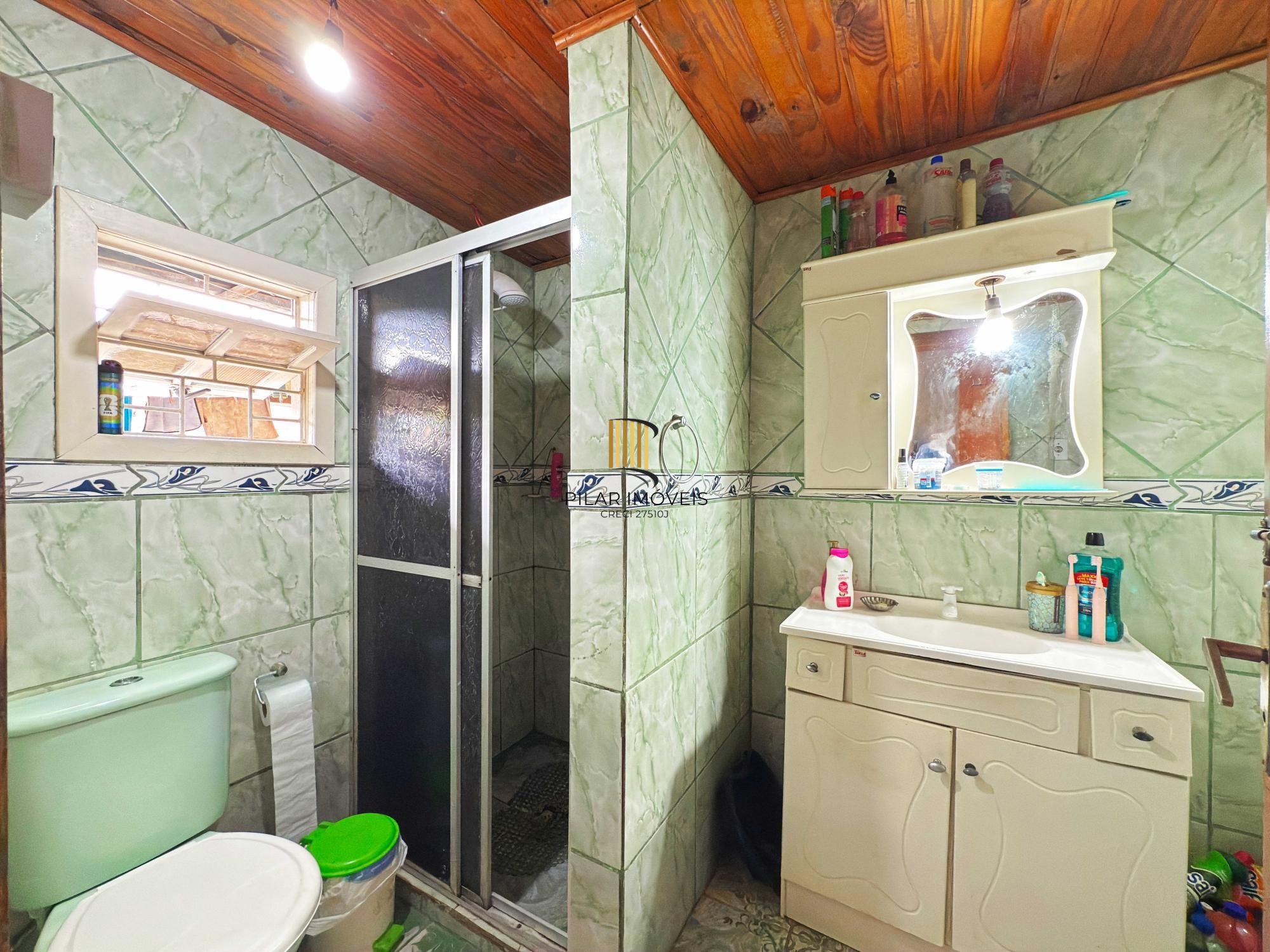 Casa 3 dormitórios no bairro Restinga