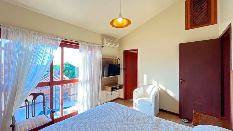 Casa 3 dormitórios no bairro Santa Tereza