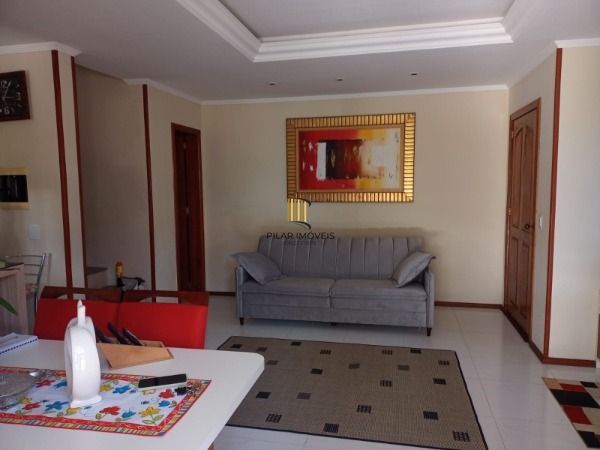 Casa para Venda - 181m², 3 dormitórios, sendo 3 suites, 2 vagas - Hípica
