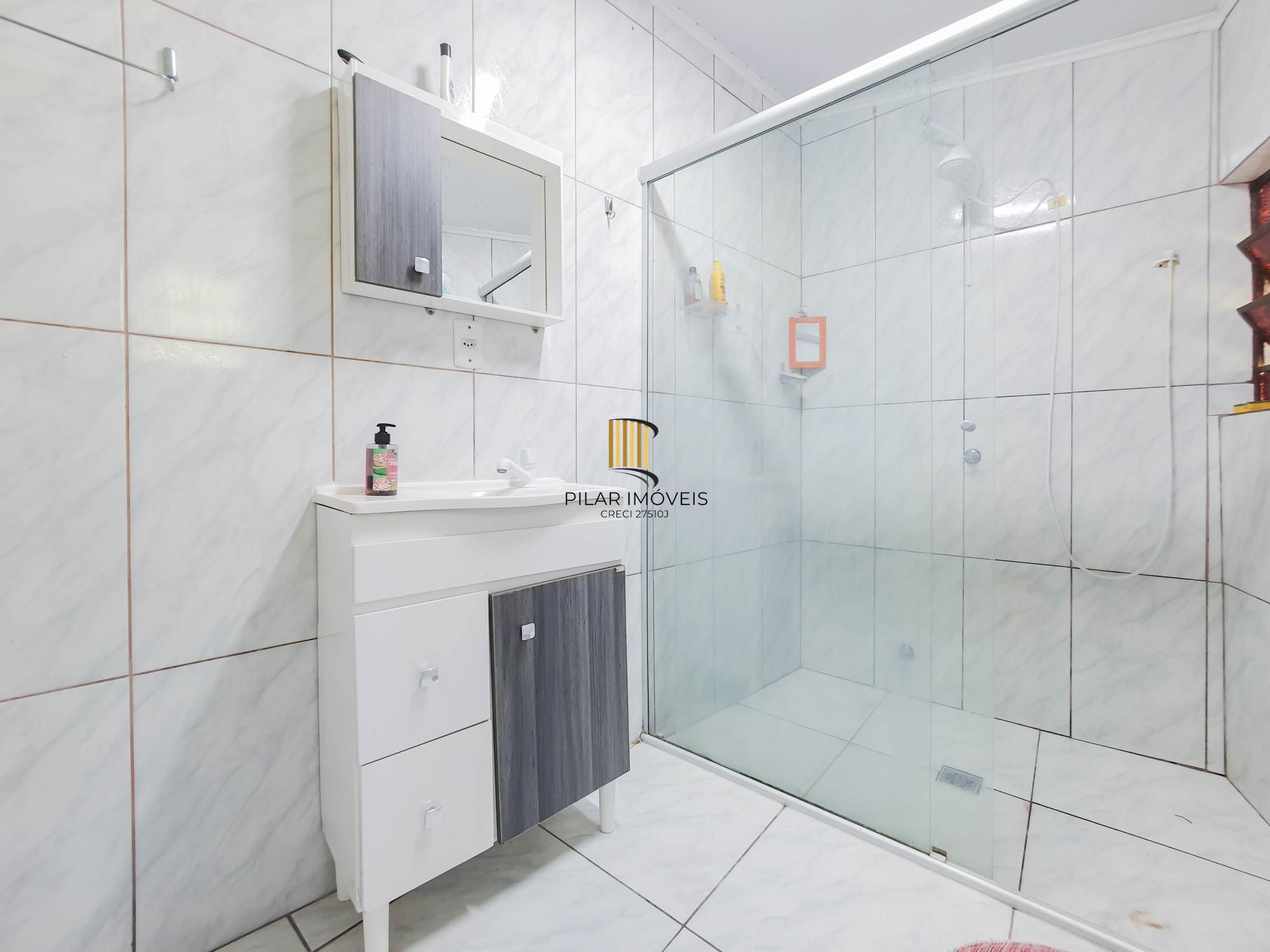 Casa 3 dormitórios no bairro Ipanema