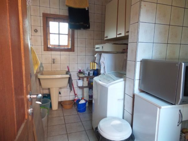 Casa para Venda - 287m², 4 dormitórios, sendo 1 suites, 4 vagas - Tristeza