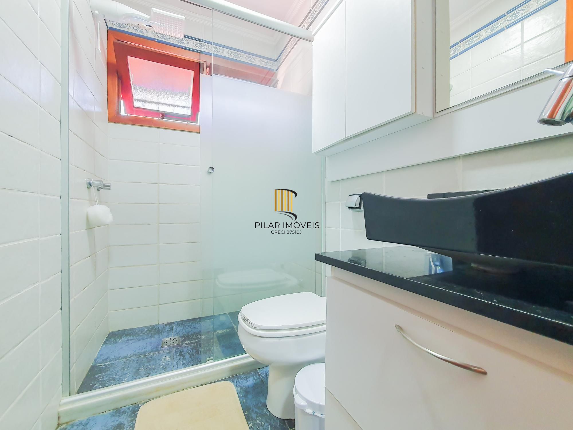Casa em condomínio mobiliada, 3 dormitórios