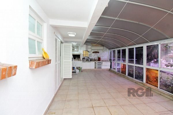 Casa Condominio para Venda - 201m², 3 dormitórios, sendo 1 suites, 2 vagas - Tristeza