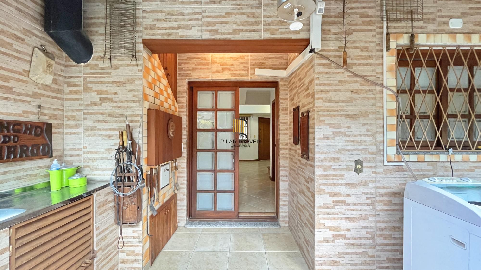 Casa Condominio para Venda - 96m², 3 dormitórios, sendo 1 suites, 2 vagas - Hípica