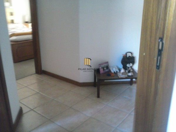 Casa Condominio para Venda - 239.71m², 3 dormitórios, sendo 1 suites, 2 vagas - Cavalhada