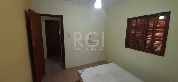 Sítio em Porto Alegre, no bairro São Caetano, com 5 dormitório(s), e 5 banheiros, à venda.