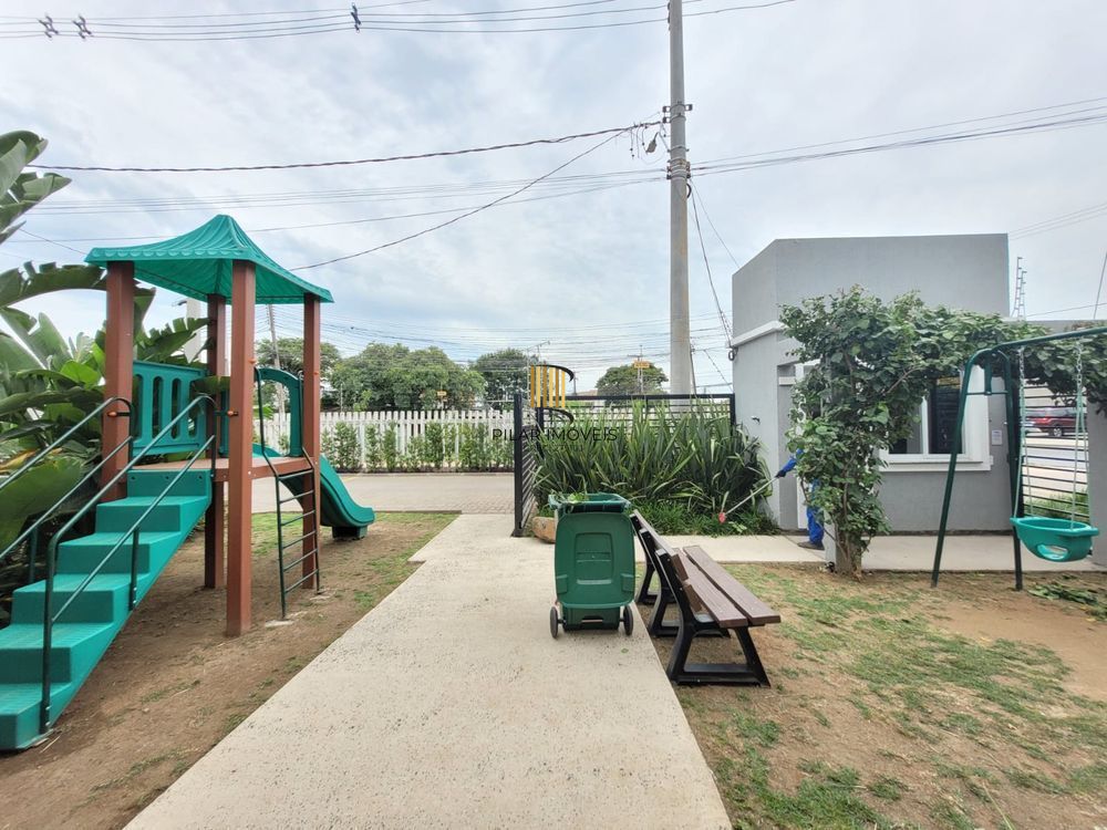 Casa Condominio para Venda - 41.96m², 1 dormitório, 1 vaga - Hípica