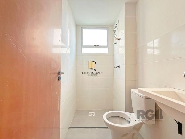 Apartamento 2 dormitórios no bairro Restinga