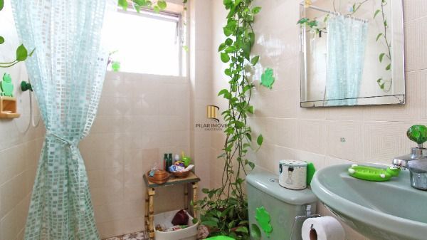 Cobertura em Porto Alegre, no bairro Petrópolis, com 3 dormitório(s), e 3 banheiros, à venda.