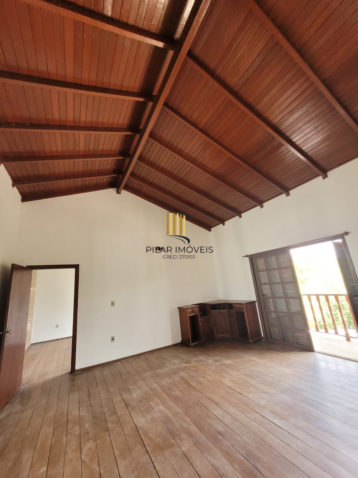 Casa 3 dormitórios no bairro Ponta Grossa