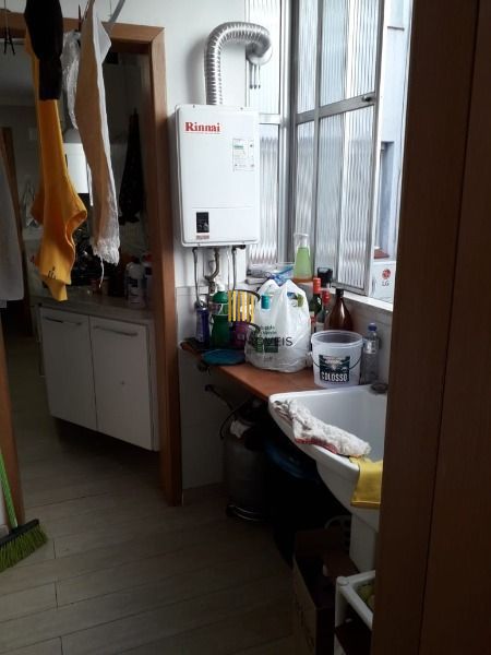 Apartamento para Venda - 104.22m², 3 dormitórios, sendo 1 suites, 1 vaga - Floresta