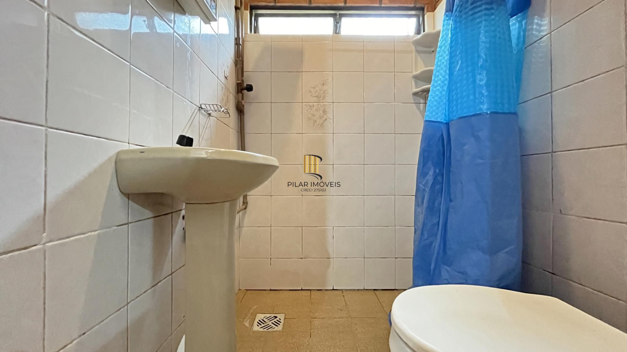 Casa 1 dormitório no bairro Hípica