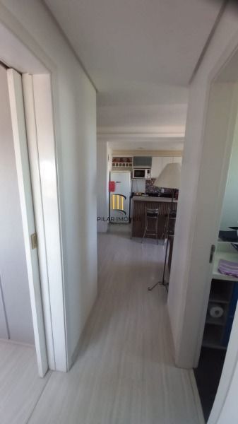 Apartamento em Porto Alegre, no bairro Cavalhada, com 2 dormitório(s), e 2 banheiros, à venda.