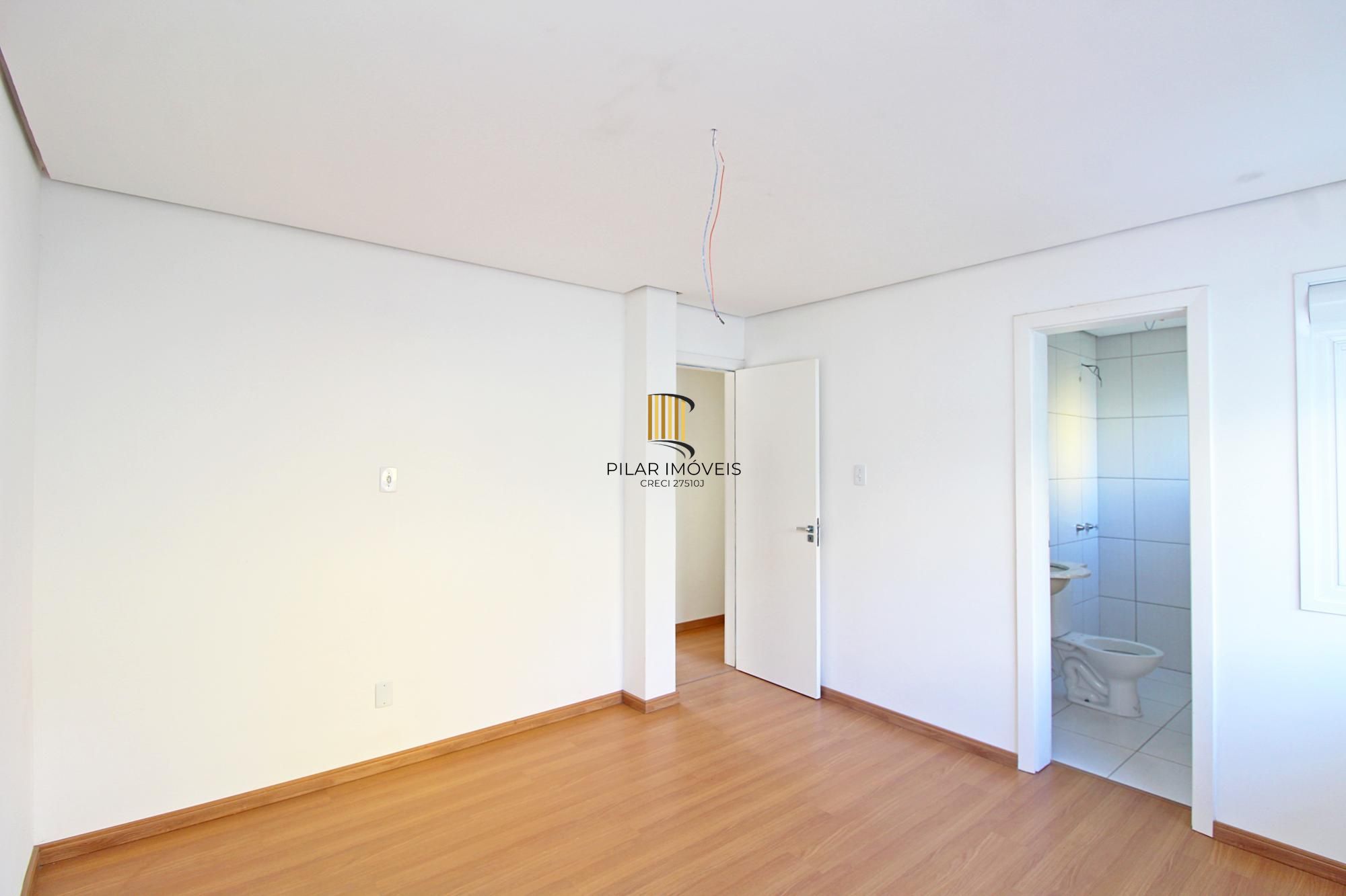 Residência 3 dormitórios sendo 1 suíte em condomínio fechado