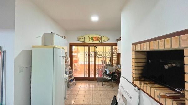 Casa 3 dormitórios no bairro Nonoai