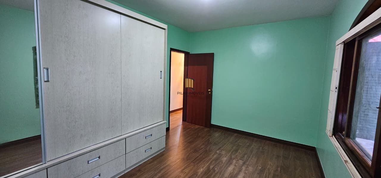 Excelente casa térrea zona sul de Porto Alegre, com 191m² - totalmente reformada