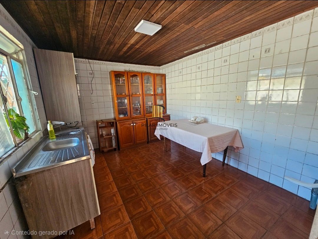 Casa 3 dormitórios em alvenaria em terreno 10x30 próximo ao Zaffari Hípica !