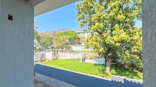 Casa Condominio em Porto Alegre, no bairro Nonoai, com 2 dormitório(s), e 2 banheiros, à venda.