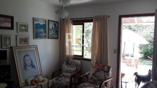 Sítio para Venda - 246m², 3 dormitórios, sendo 2 suites, 6 vagas - Vila Nova