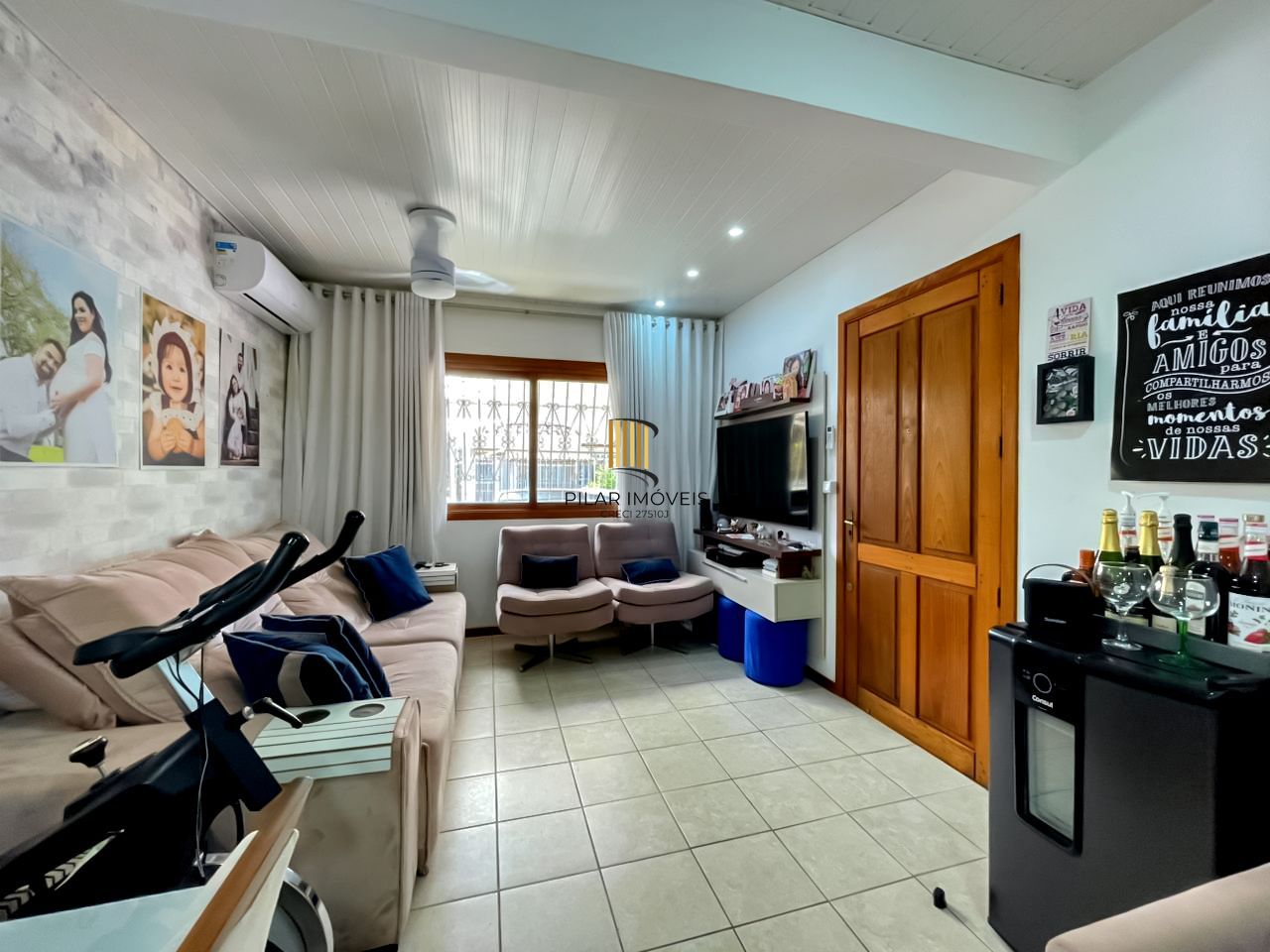 Casa 3 dormitórios no bairro Hípica