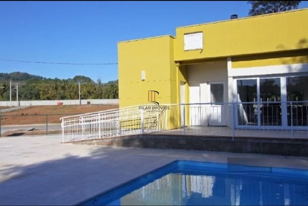 Casa de Condomínio 3 dormitórios no bairro Campo Novo