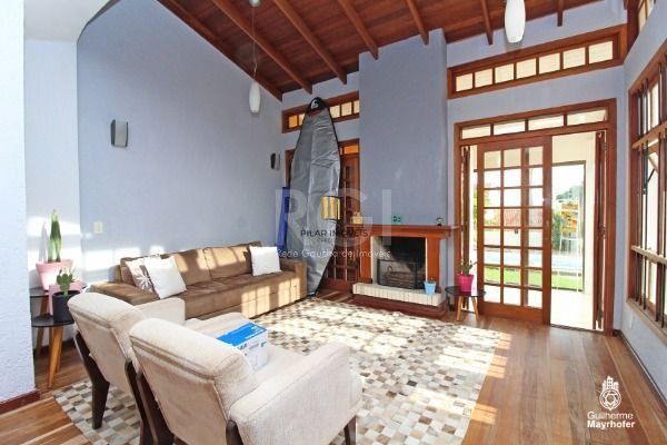 Casa para Venda - 208.06m², 3 dormitórios, sendo 1 suites, 2 vagas - Altos do Ipê
