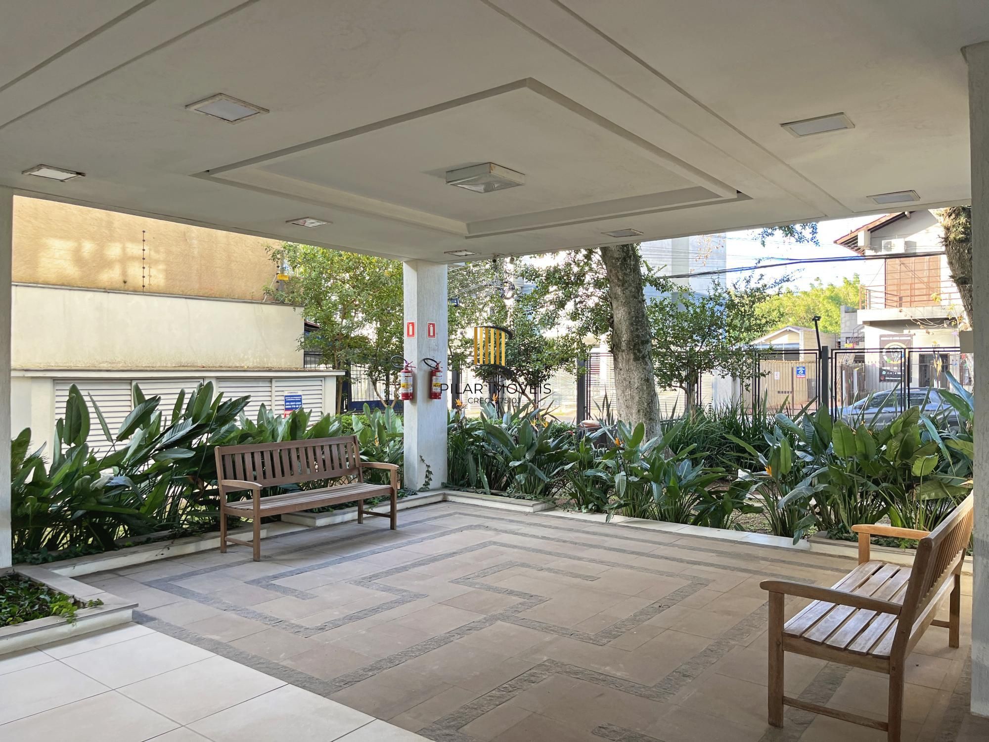 Apartamento de 2 dormitórios no Cristal