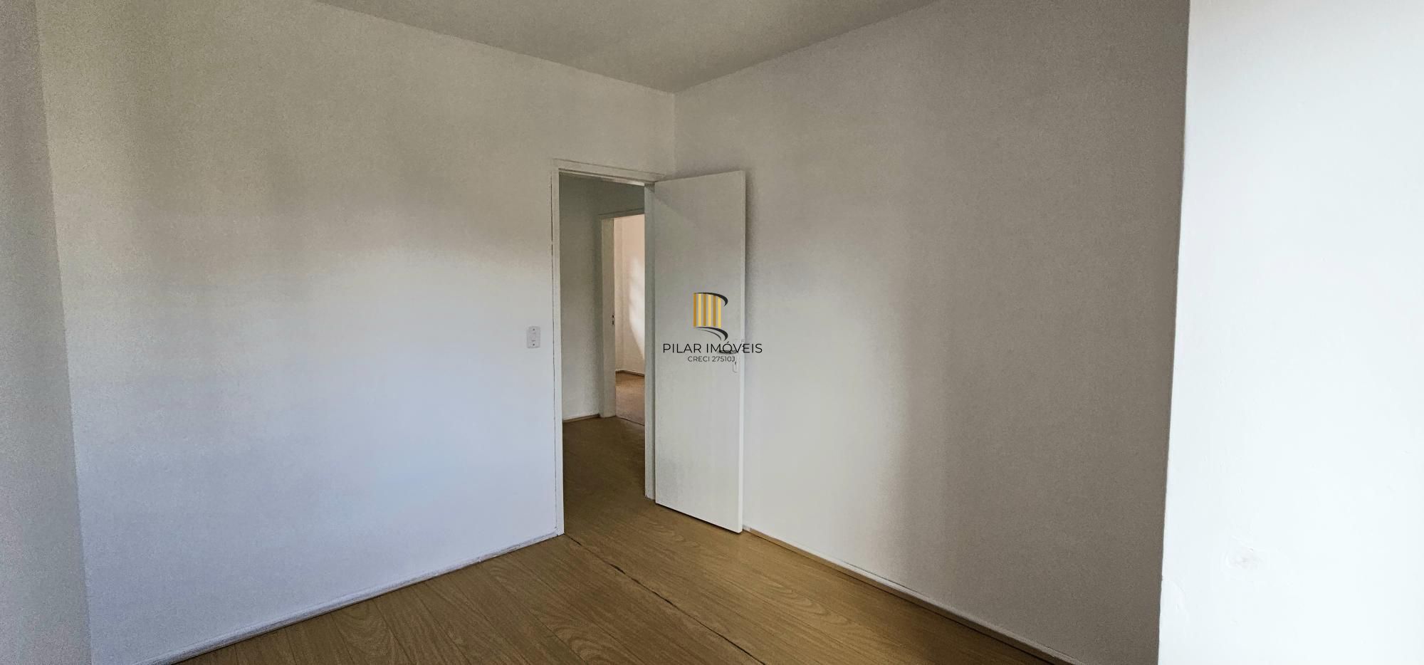 Casa 4 dormitórios no bairro Hípica