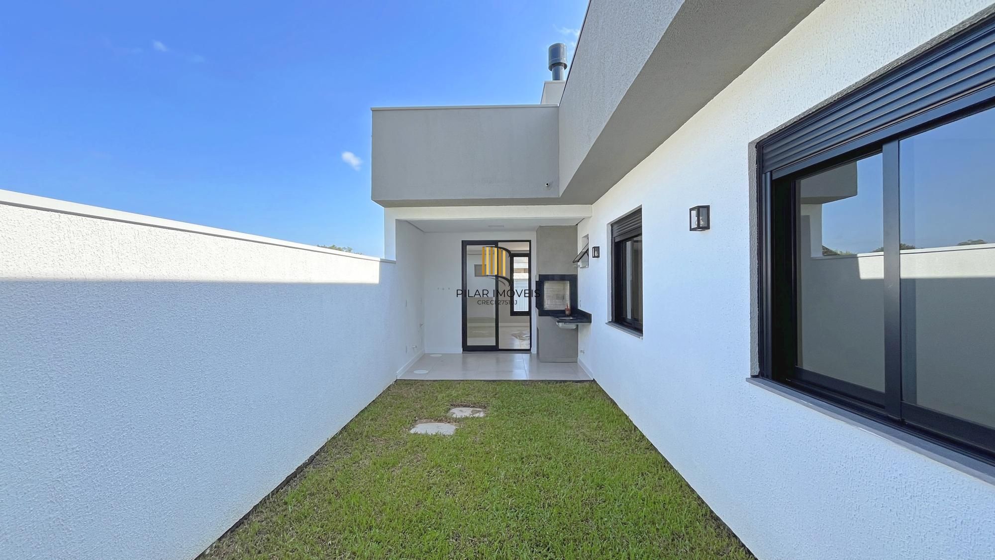 Casa Condominio em Porto Alegre, no bairro Hípica, com 3 dormitório(s), e 3 banheiros, à venda.