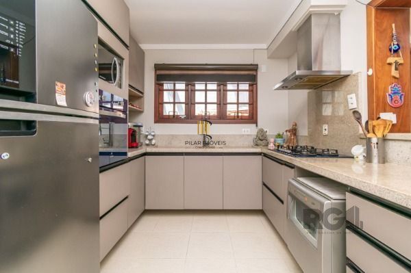 Casa 4 dormitórios no bairro Jardim Isabel