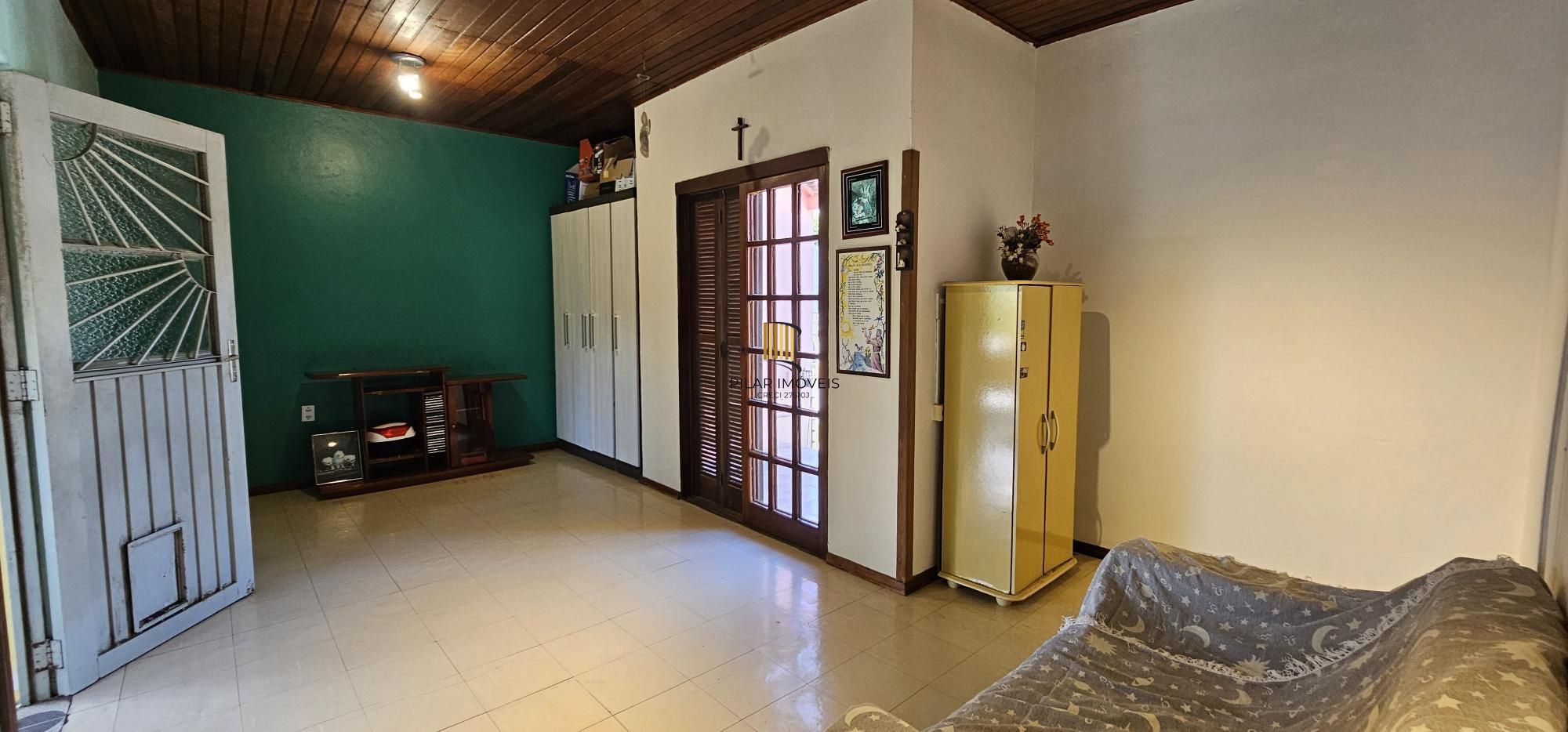 Casa 4 dormitórios no bairro Restinga