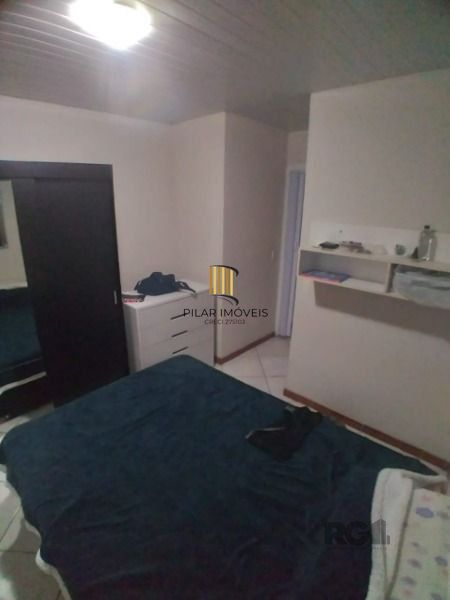 Casa em Porto Alegre, no bairro Hípica, com 2 dormitório(s), e 2 banheiros, à venda.