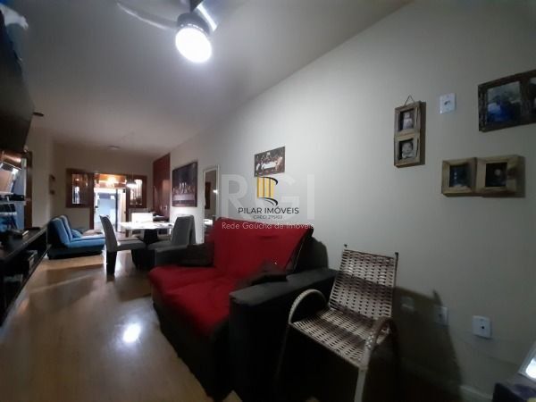 Casa para Venda - 62m², 2 dormitórios, 2 vagas - Hípica