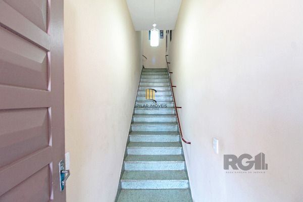 Predio em Porto Alegre, no bairro Hípica, e 0 banheiros, à venda.