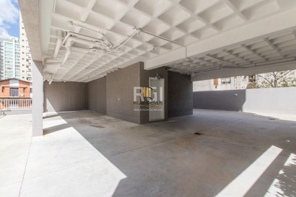 Apartamento para Venda - 73.51m², 2 dormitórios, sendo 1 suites, 1 vaga - Passo da Areia
