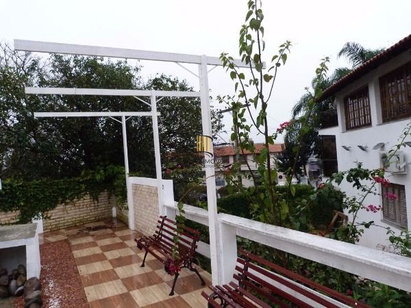 Casa para Venda - 525m², 3 dormitórios, sendo 3 suites, 4 vagas - Vila João Pessoa