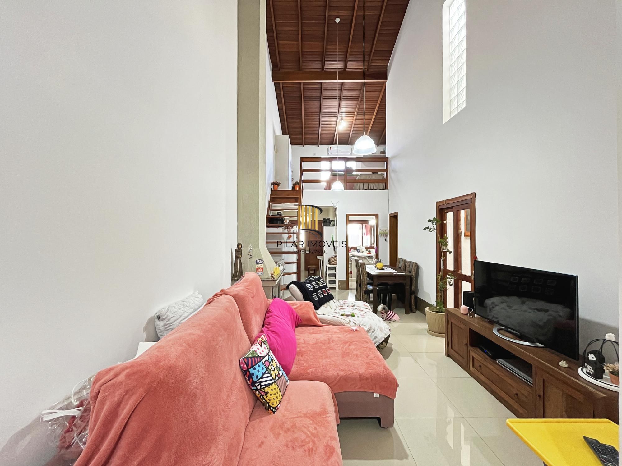 Casa  3 dormitórios, sendo 2 suites no Residencial Hipica Boulevard - zona sul de Porto Alegre.