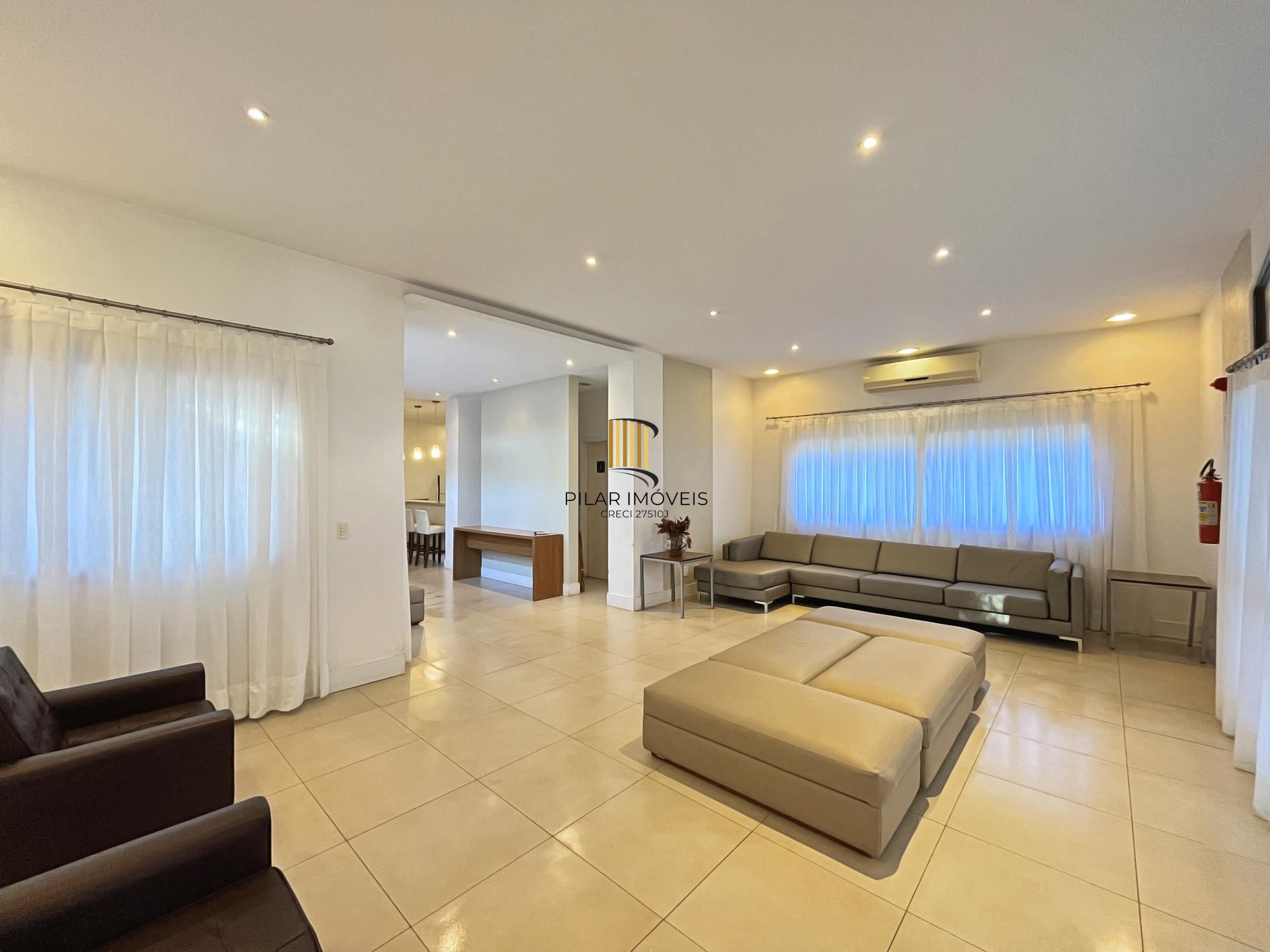 Excelente apartamento com 3 dormitório com 1 suíte á venda no bairro Tristeza.