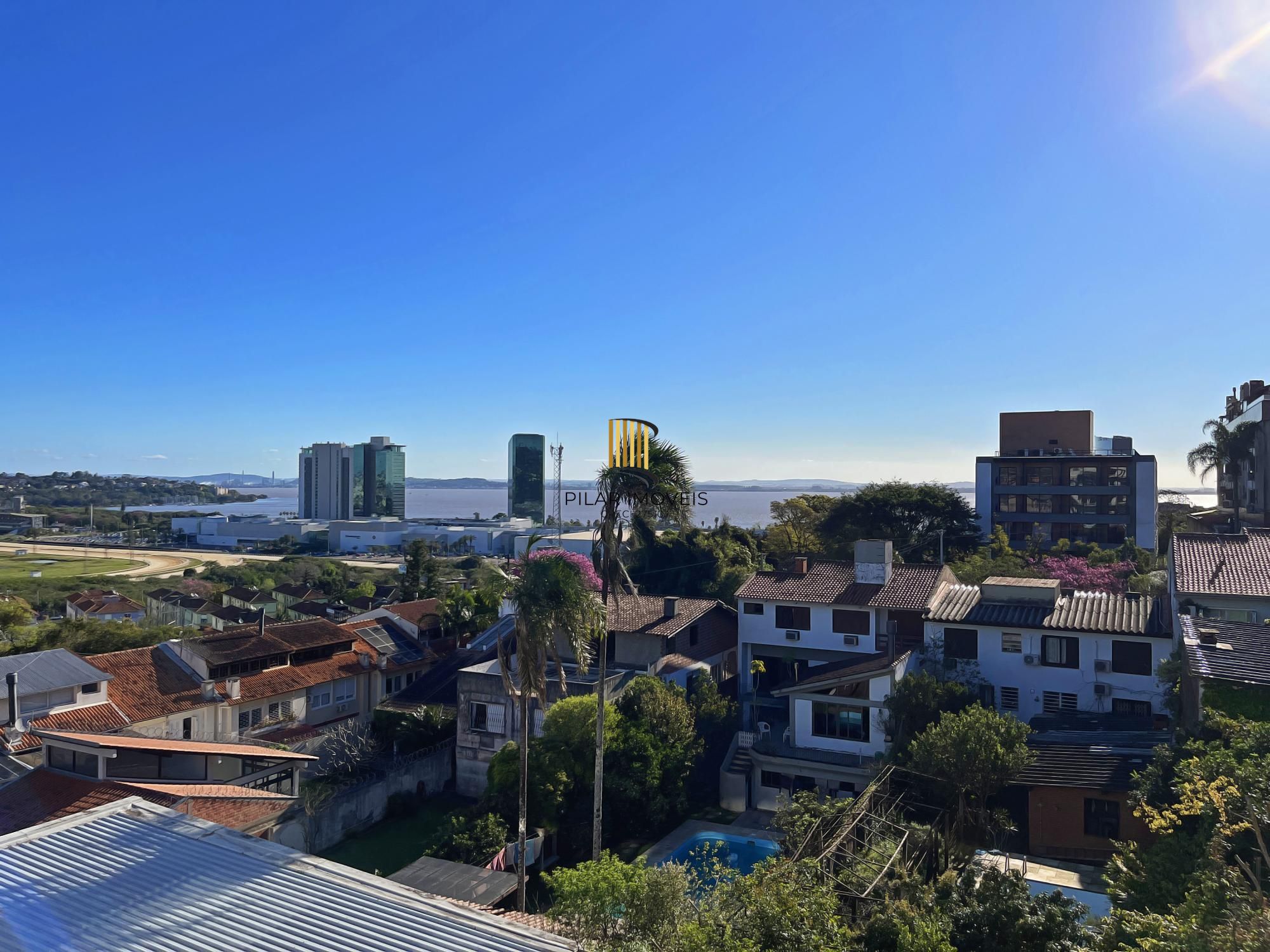 Apartamento com 3 Suítes no Cristal