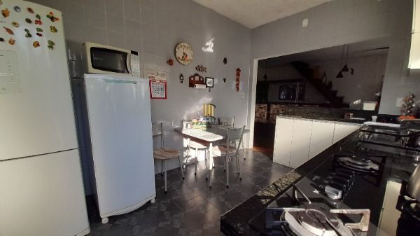 Predio para Venda - 434m², 0 dormitórios, Cavalhada