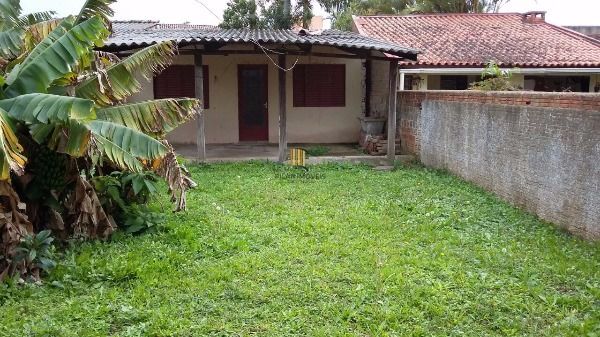 Casa para Venda - 80m², 2 dormitórios, 1 vaga - Guarujá