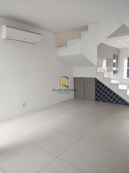 Casa de Condomínio 4 dormitórios no bairro Hípica
