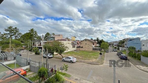 Casa 3 dormitórios no bairro Hípica