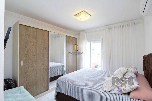 Casa Condominio em Porto Alegre, no bairro Aberta dos Morros, com 3 dormitório(s), e 3 banheiros, à venda.