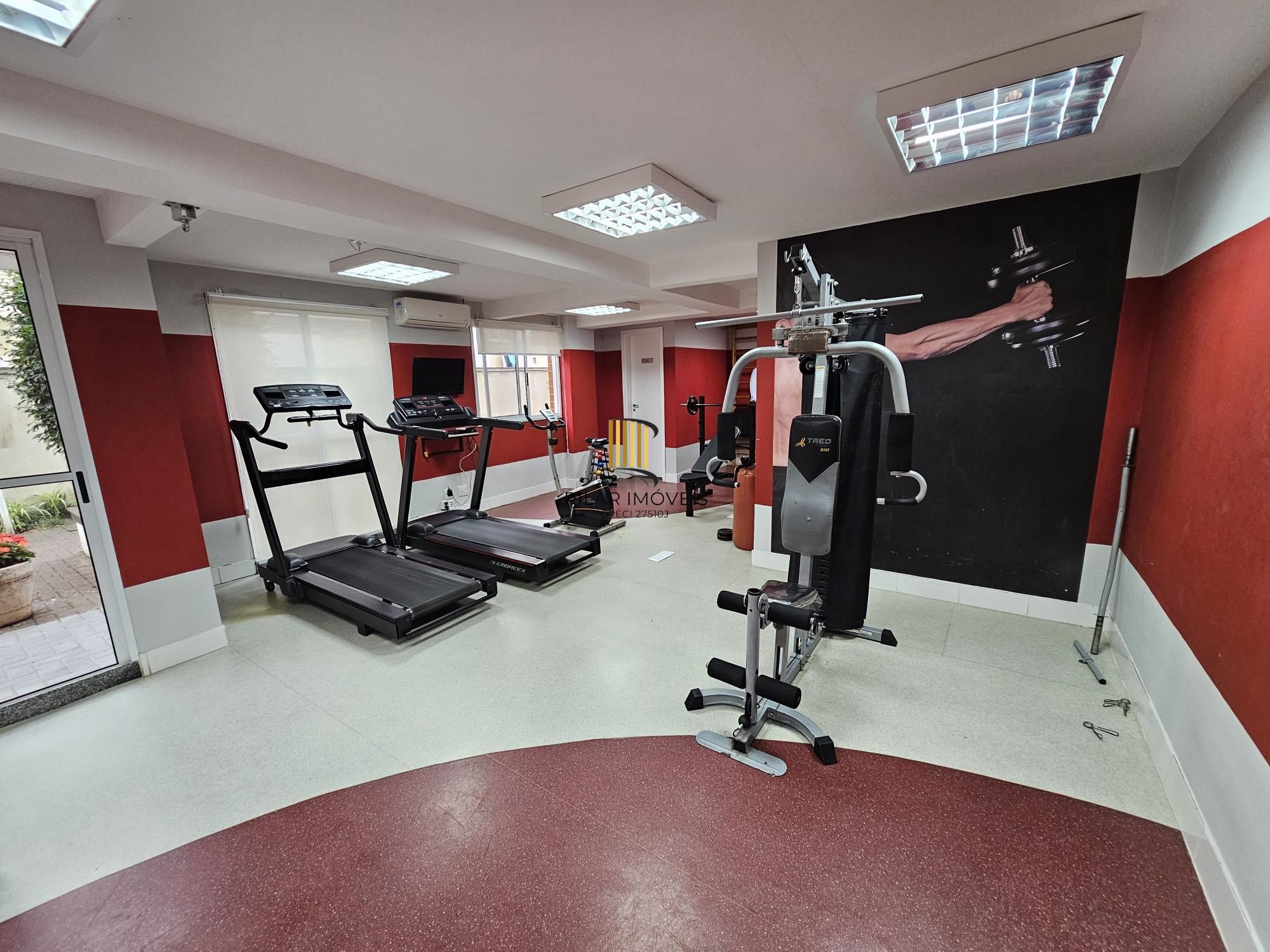 Lindo apartamento 2 dorm com suite e churrasqueira no bairro Cristal!